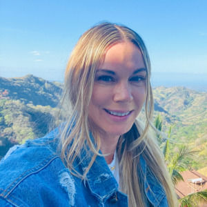 Meet your Posher, Lisa